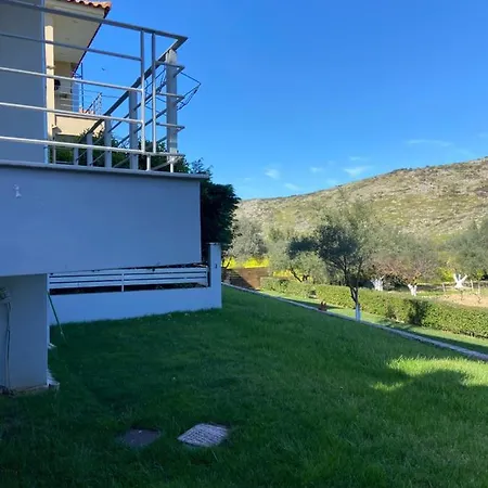 Lilandion Villa Mitikas